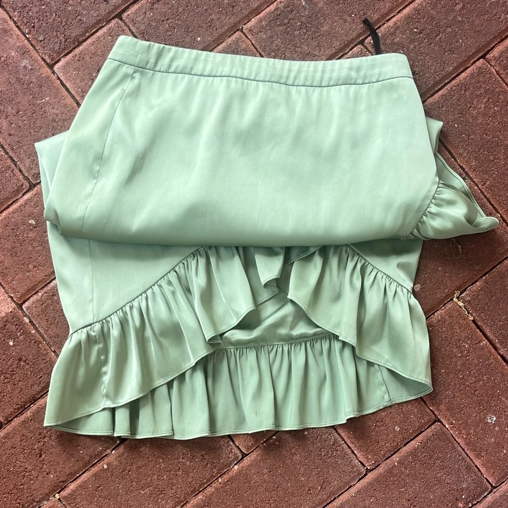 NBD Mint Ruffle Midi Skirt - Picture 6 of 6